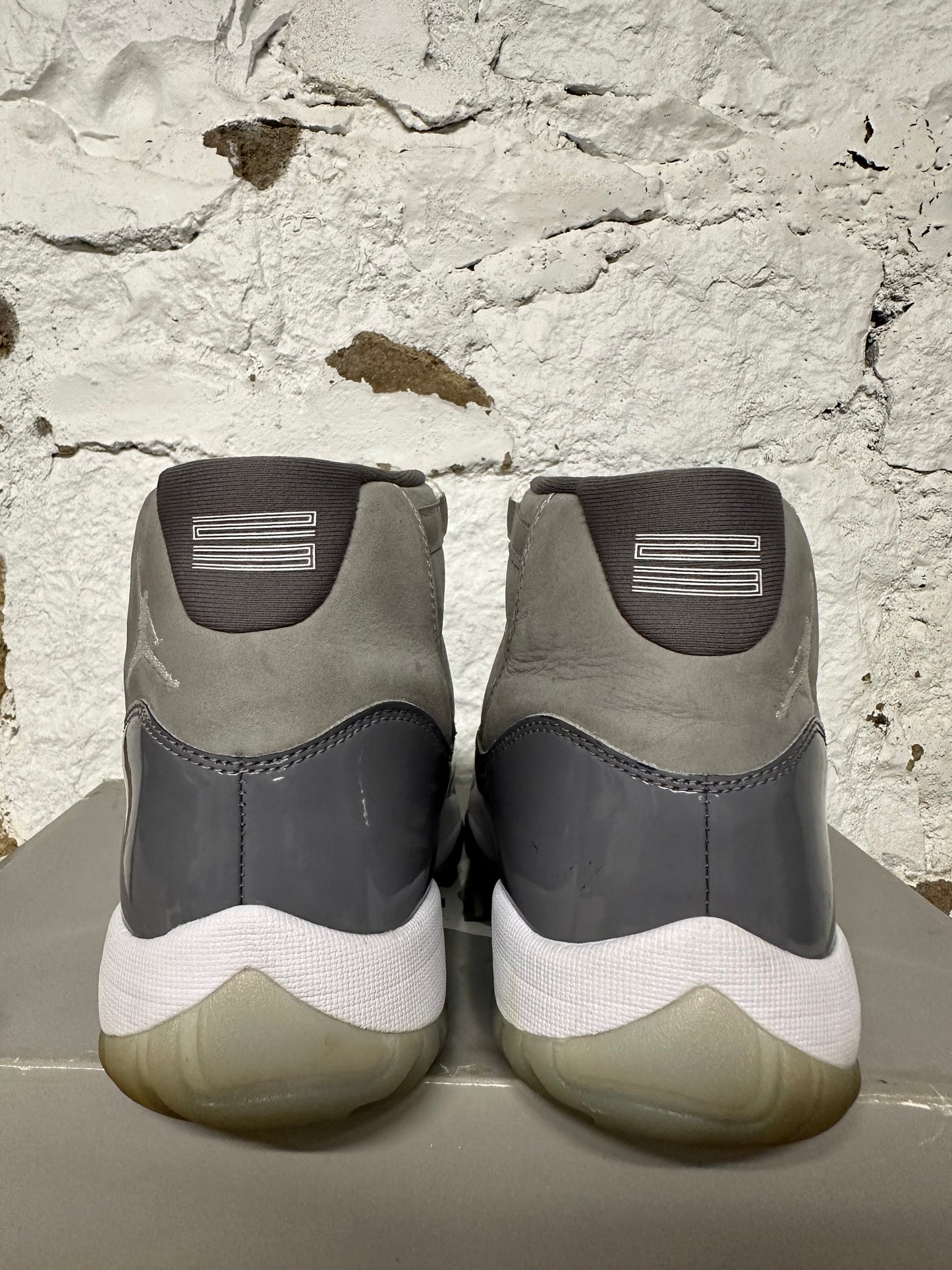Air Jordan 11 High Cool Grey Sz 9