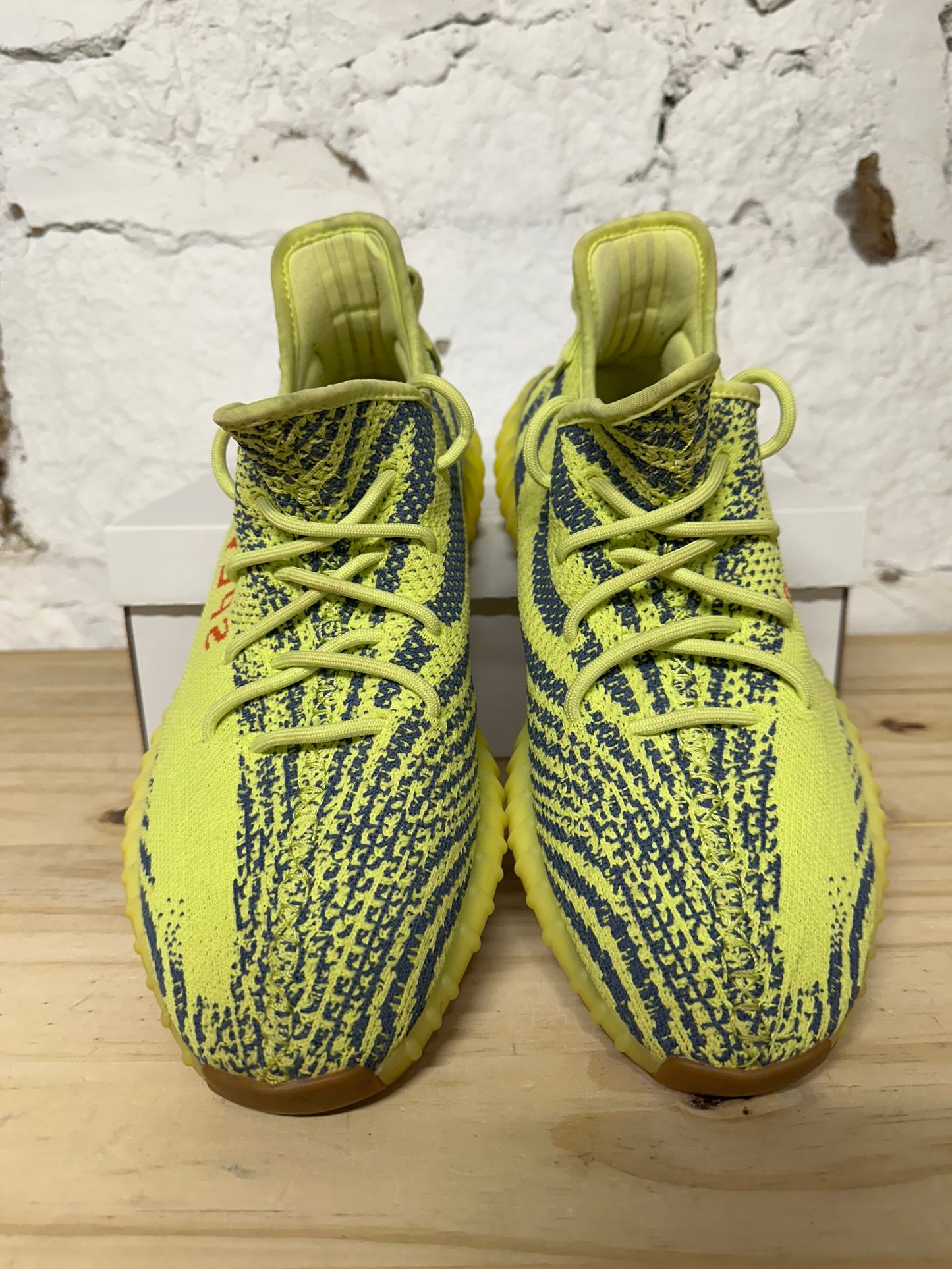 Yeezy 350 V2 Frozen Yellow Sz 12