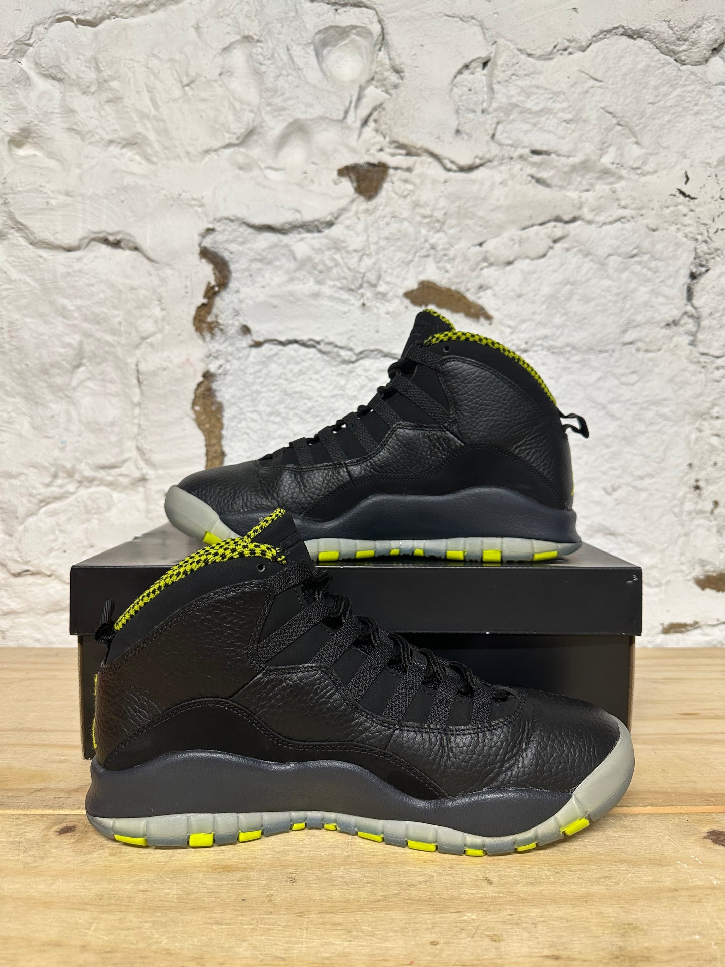 Air Jordan 10 Venom Sz 8.5