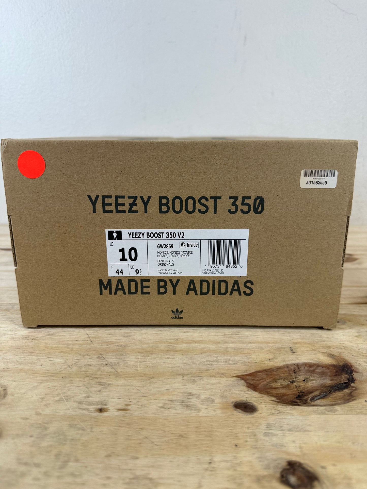 Yeezy 350 V2 Mono Ice Sz 10 DS