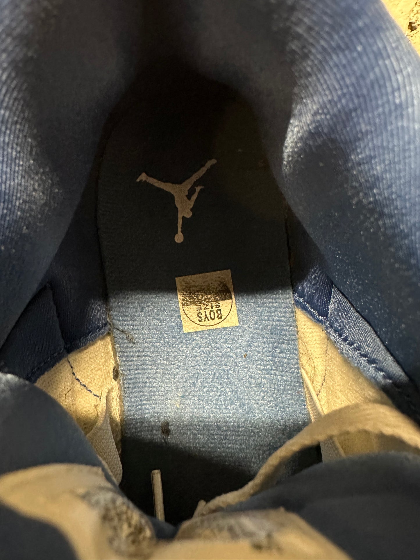 Air Jordan 3 Wizards Sz 7Y