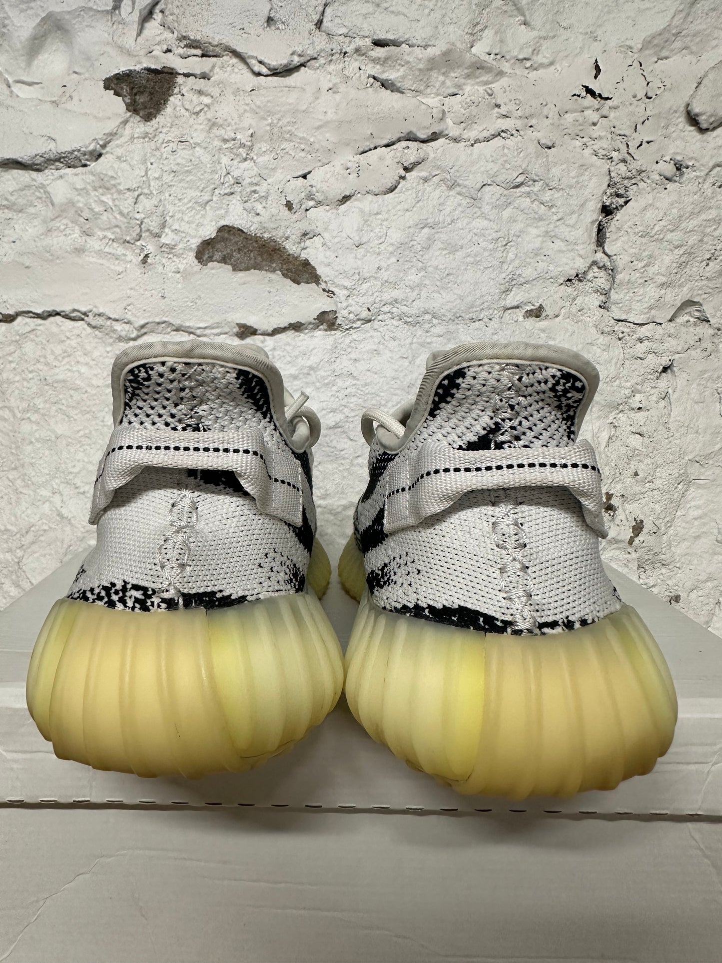 Yeezy 350 V2 Zebra Sz 10.5