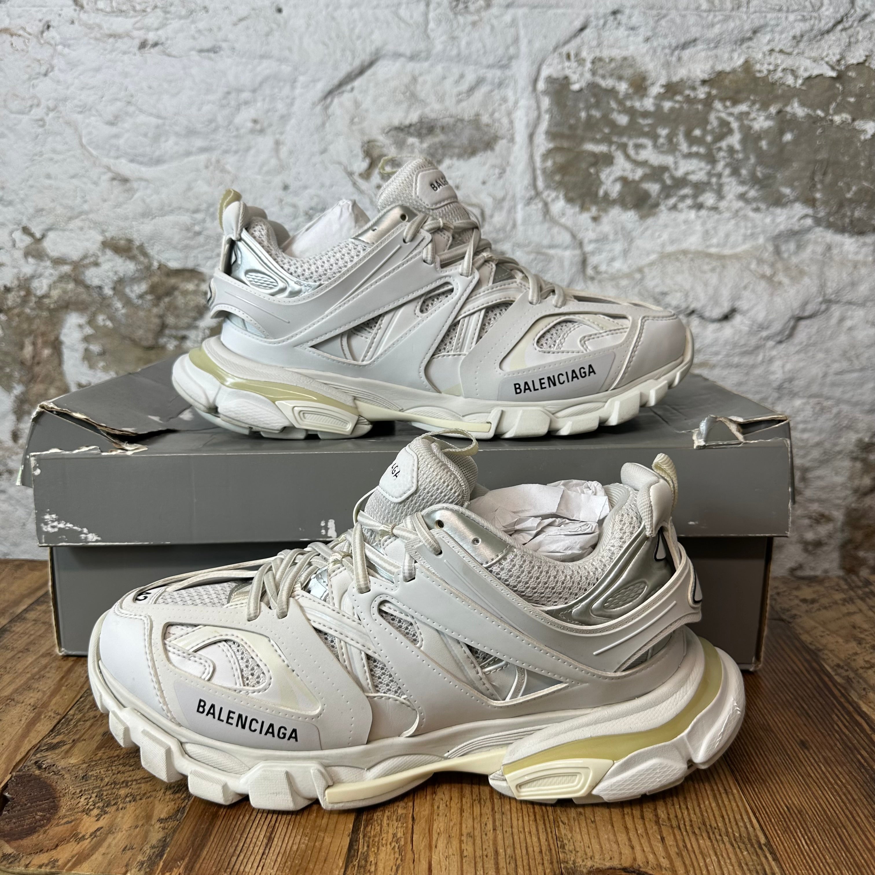 Balenciaga Track Runner Triple White Sneaker Sz 9 (42)