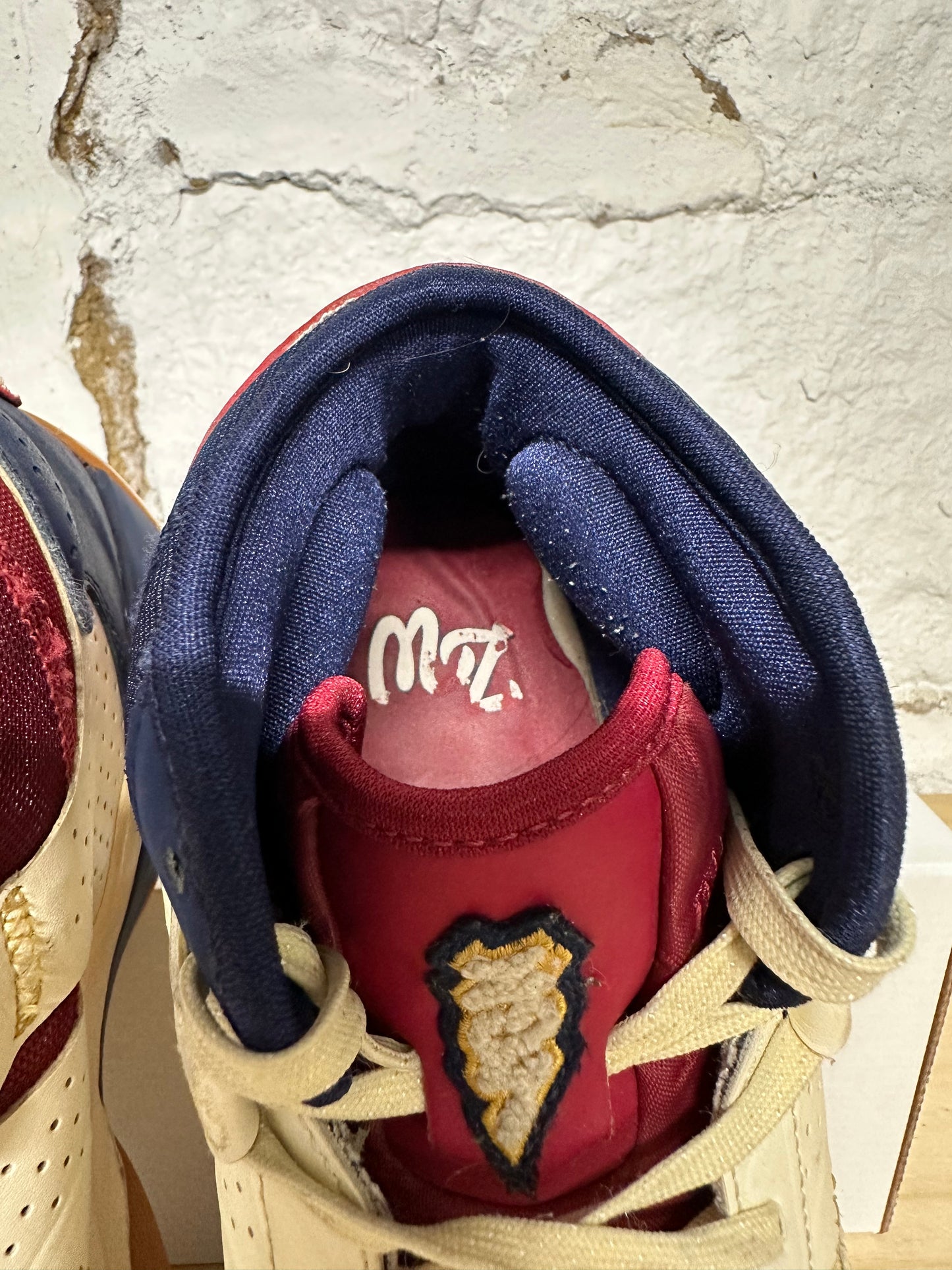 Air Jordan Zion 2 Pelicans Sz 10