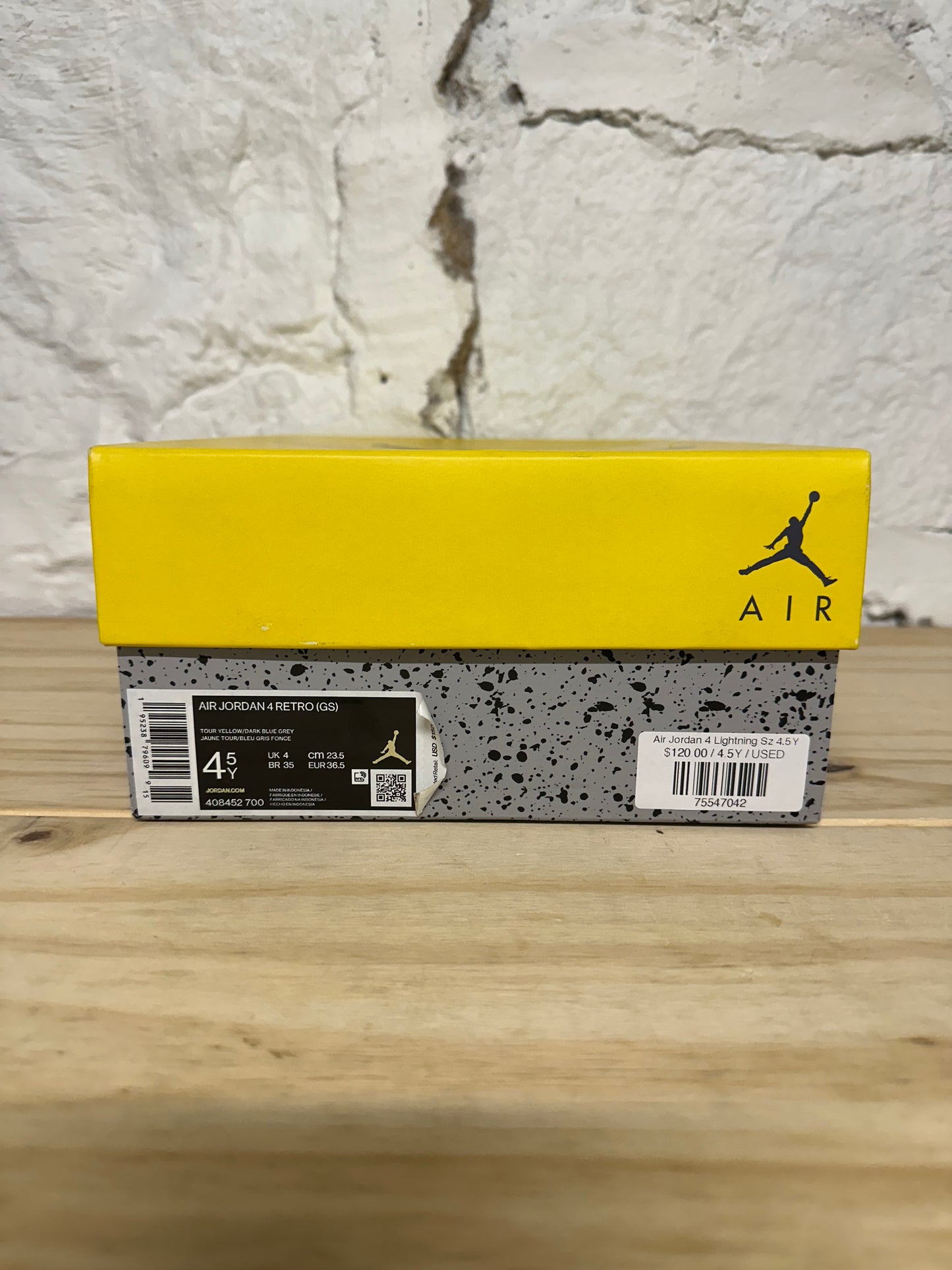 Air Jordan 4 Lightning Sz 4.5Y