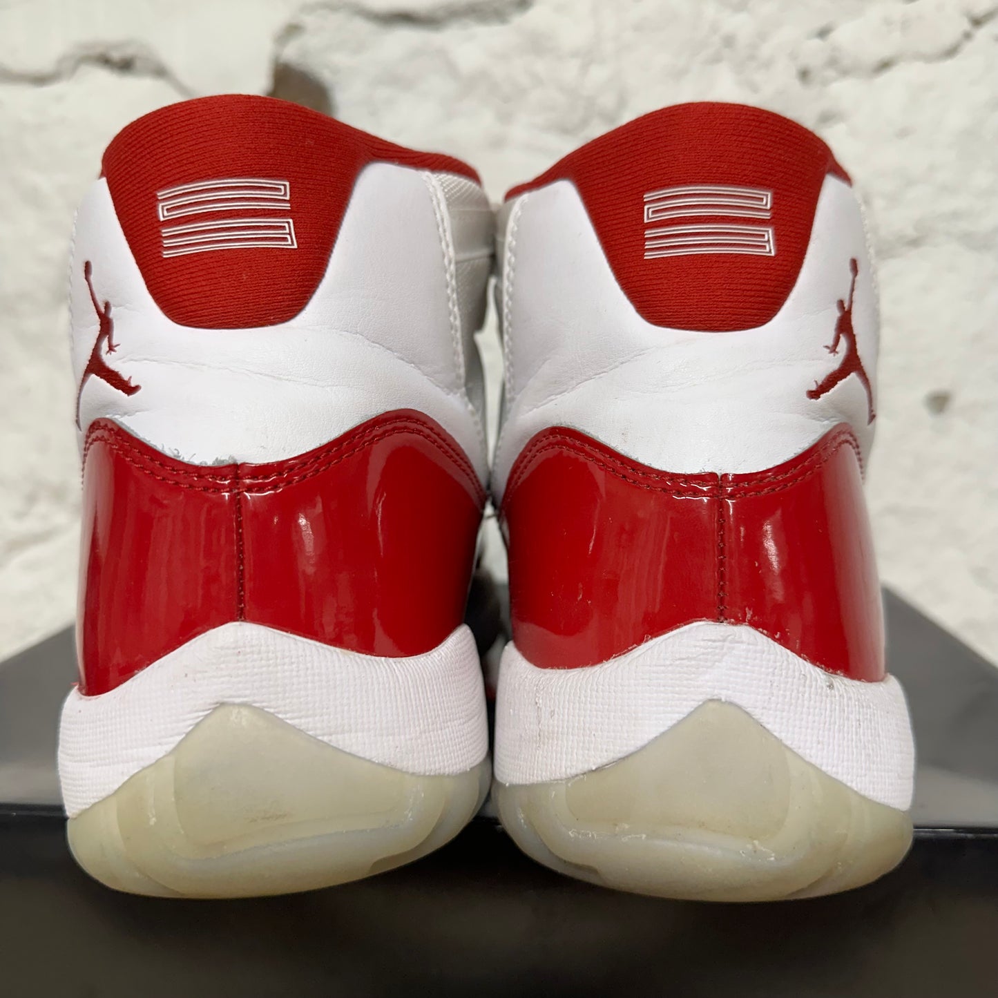 Air Jordan 11 Cherry Sz 11