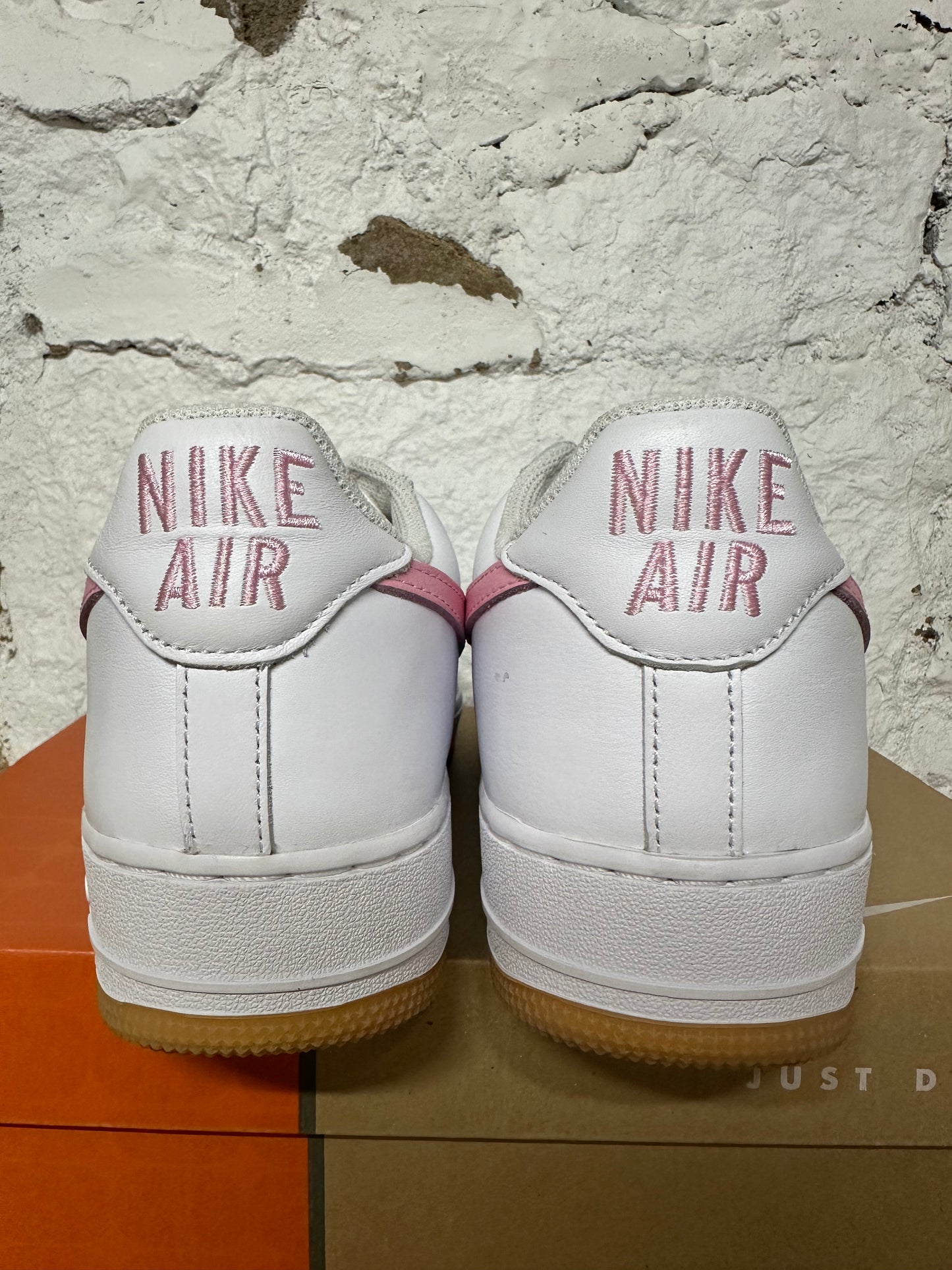 Nike Air Force 1 Low Pink Gum Sz 9.5