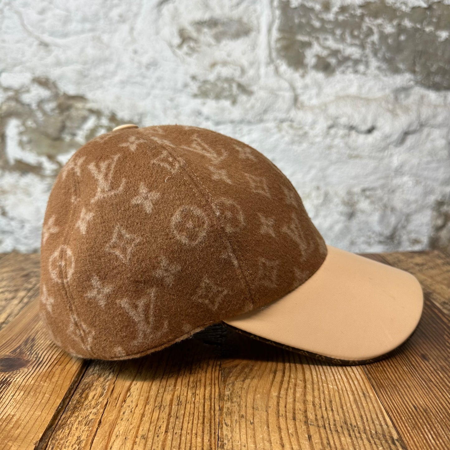Louis Vuitton Beige Monogram Wool Hat Sz M