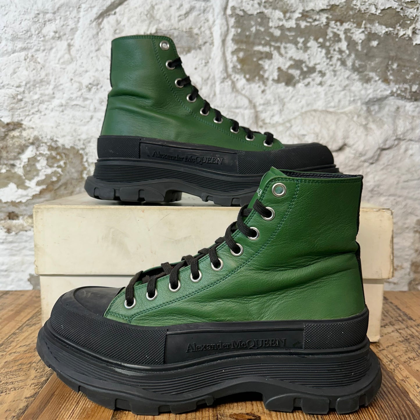 Alexander Mcqueen Black Green Tread Boot High Sz 10 (43)