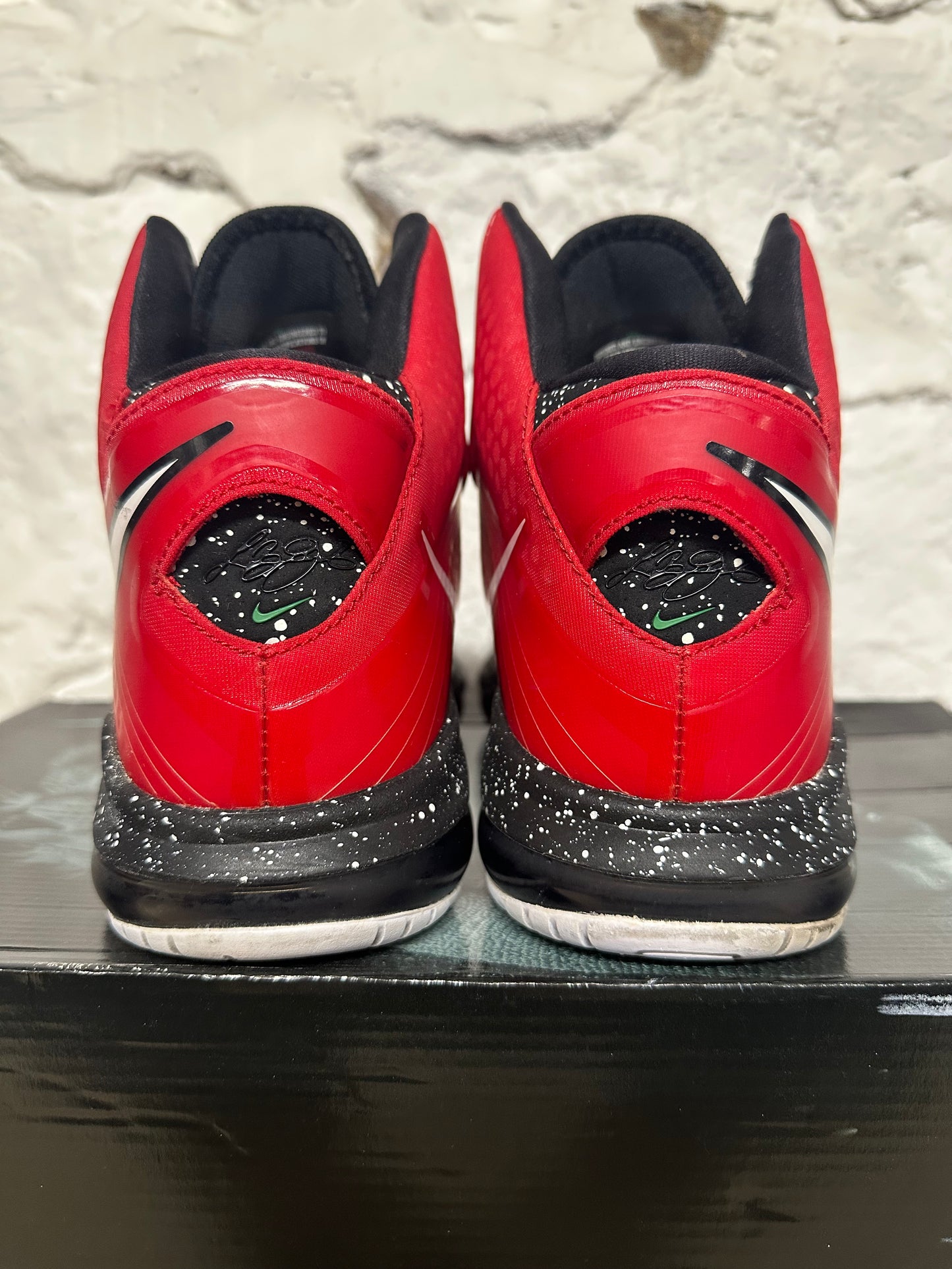 Nike LeBron 8 V/2 Chrisrtmas Sz 10