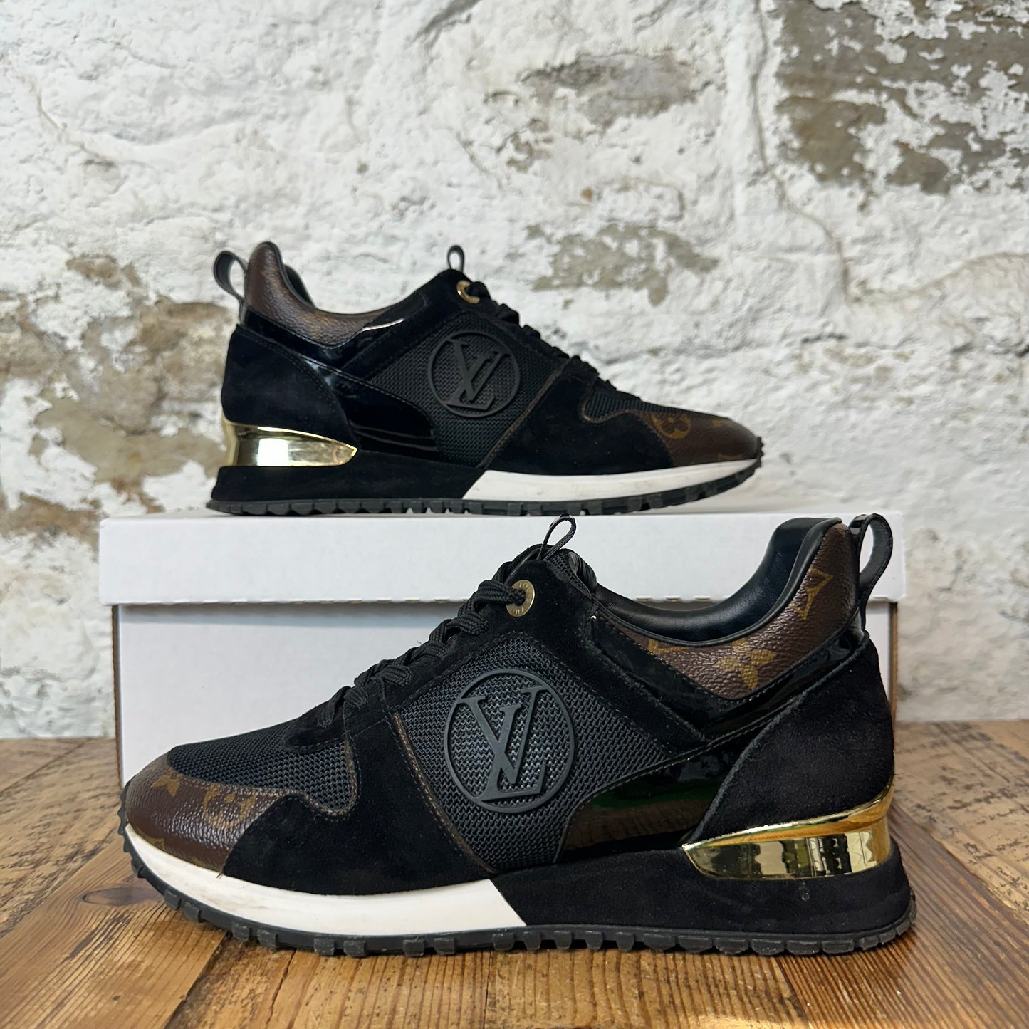 Louis Vuitton Black Brown Monogram Runaway Sneaker Sz 6 (38) No Box