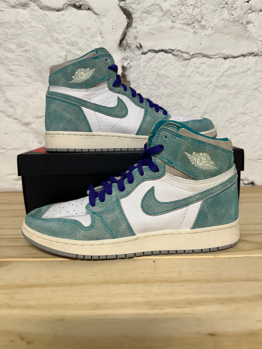 Air Jordan 1 High Turbo Green Sz 7Y