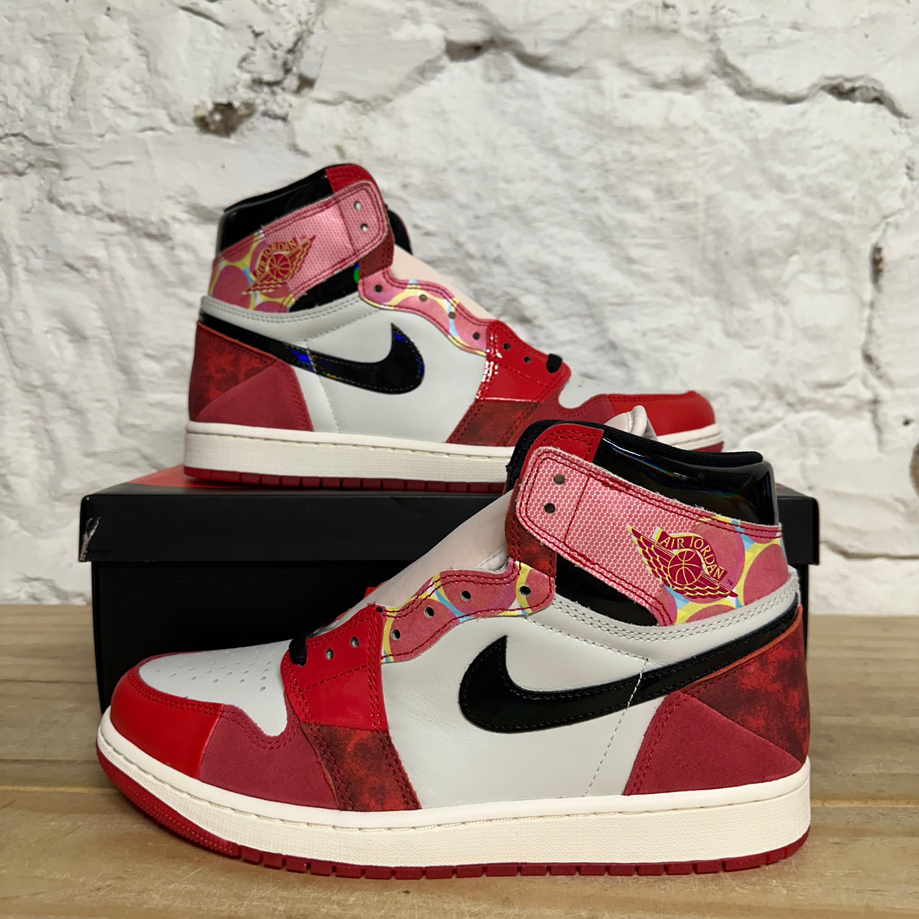 Air Jordan 1 High Spider-Man Across The Spiderverse Sz 10 DS