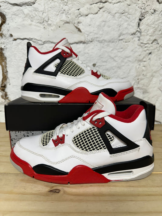 Air Jordan 4 Fire Red Sz 7Y