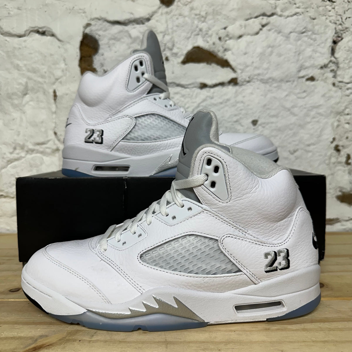 Air Jordan 5 White Metallic (2026) Sz 10