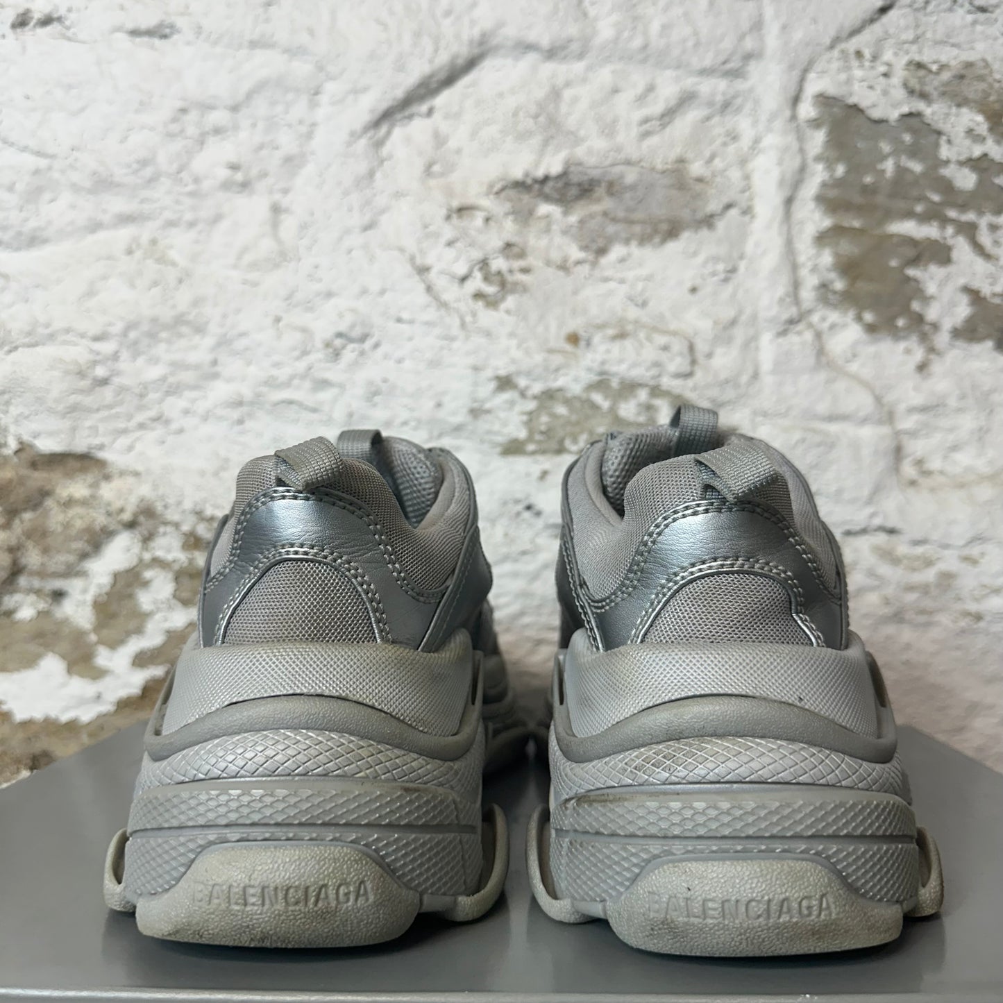 Balenciaga Triple S Silver Gray Sneaker Sz 6 (38)