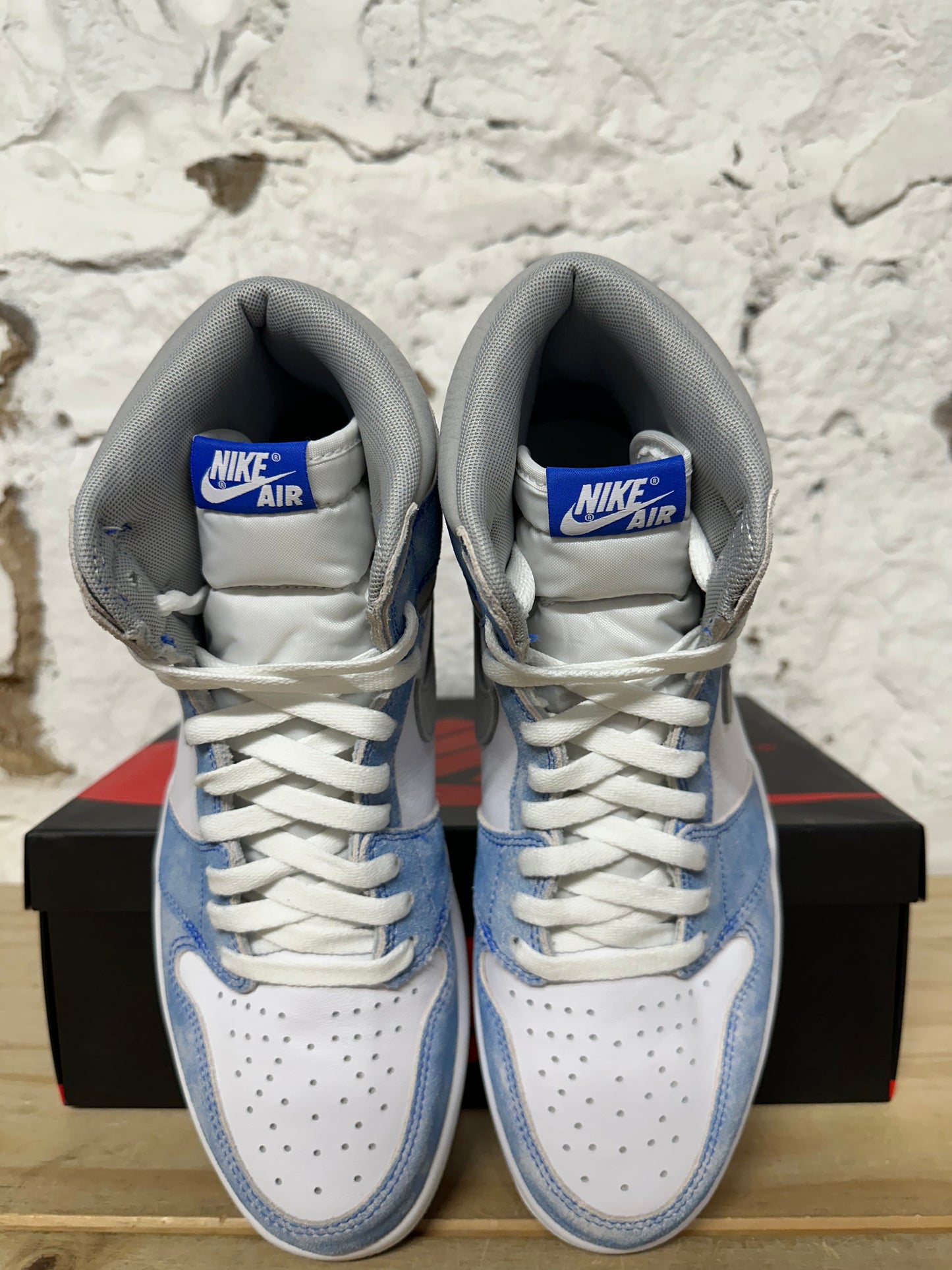 Air Jordan 1 High Hyper Royal Smoke Grey Sz 11