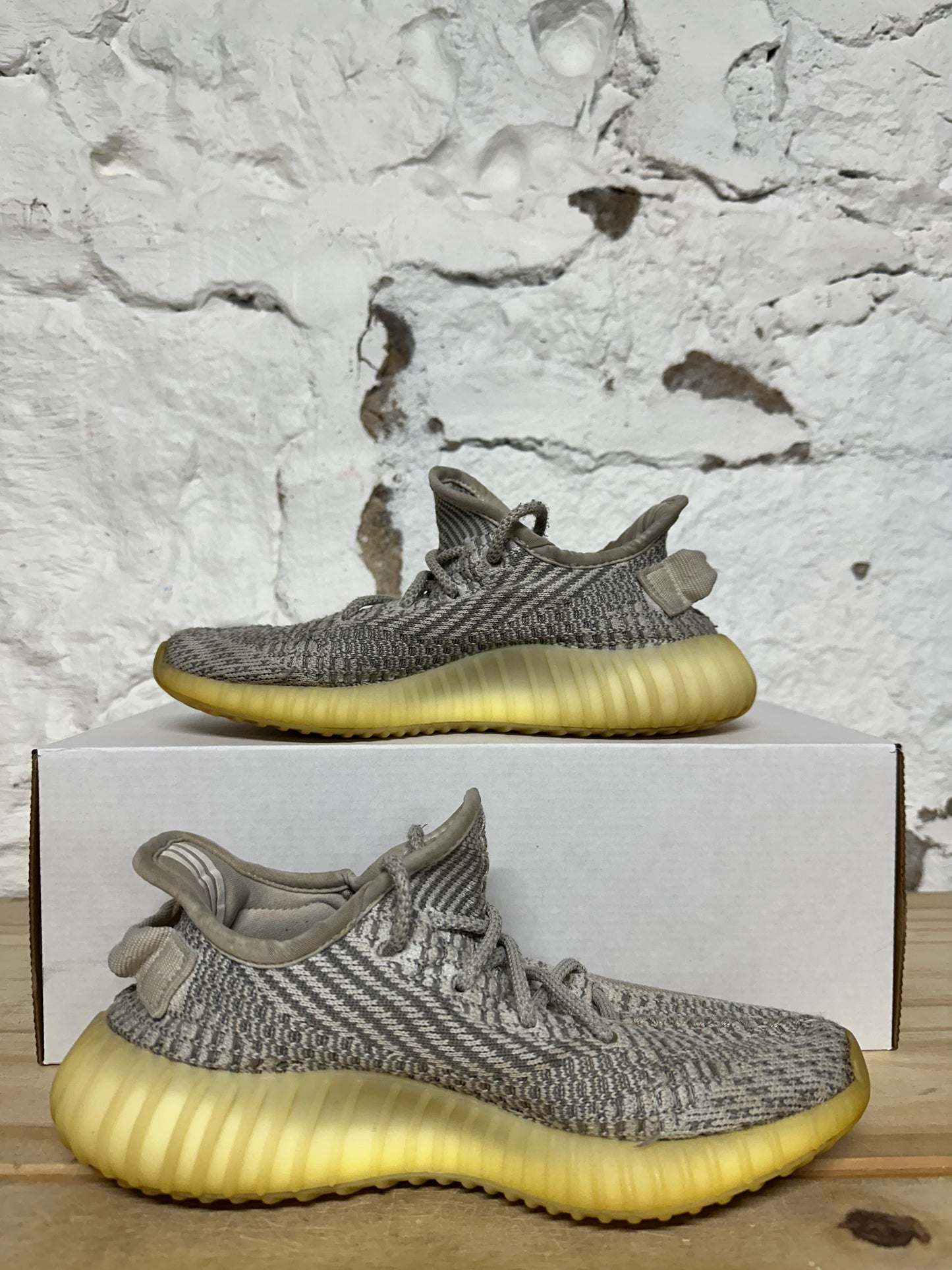 Yeezy 350 V2 Static Sz 4.5