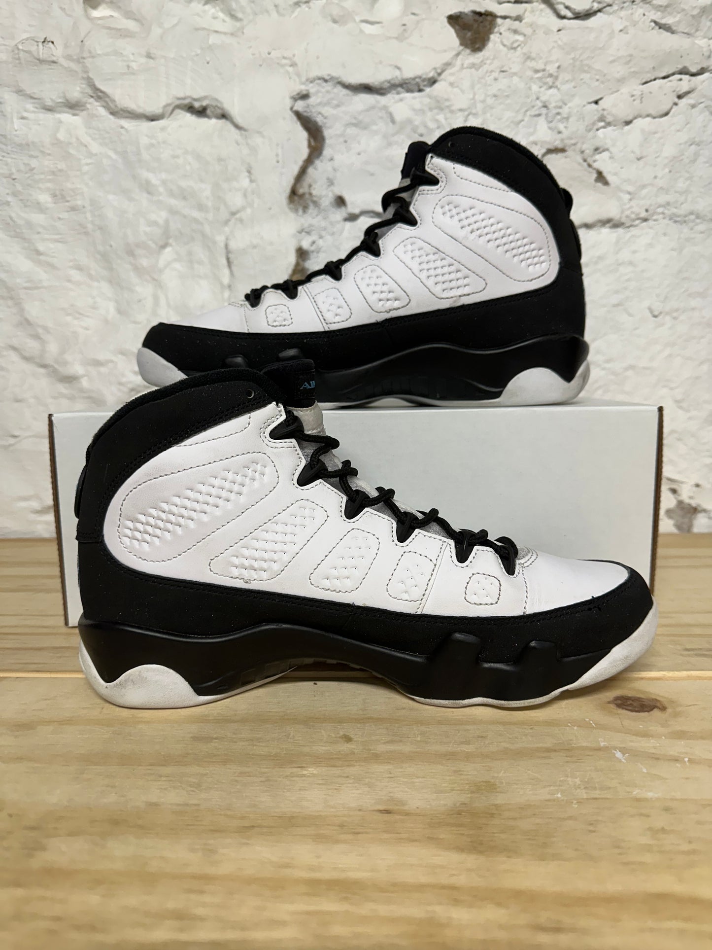 Air Jordan 9 University Blue Sz 8