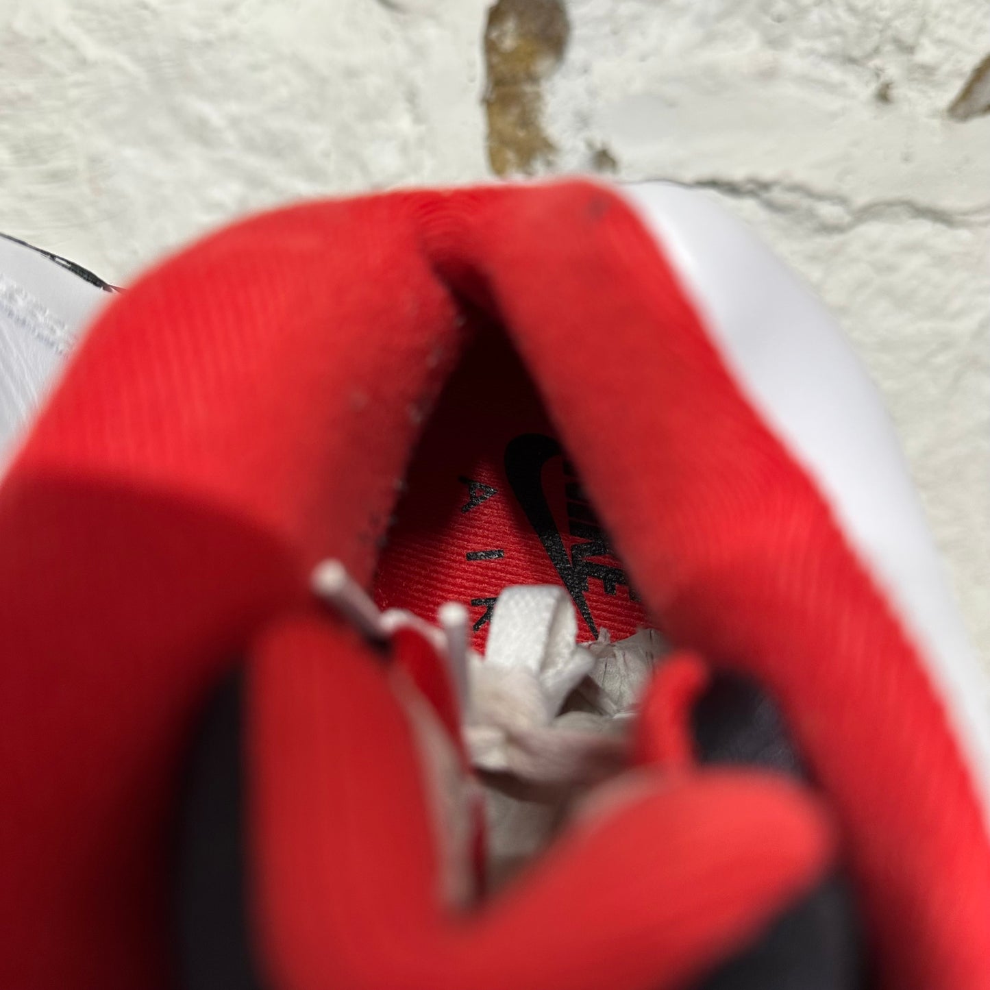 Air Jordan 5 Fire Red Black Tongue (2025) Sz 9
