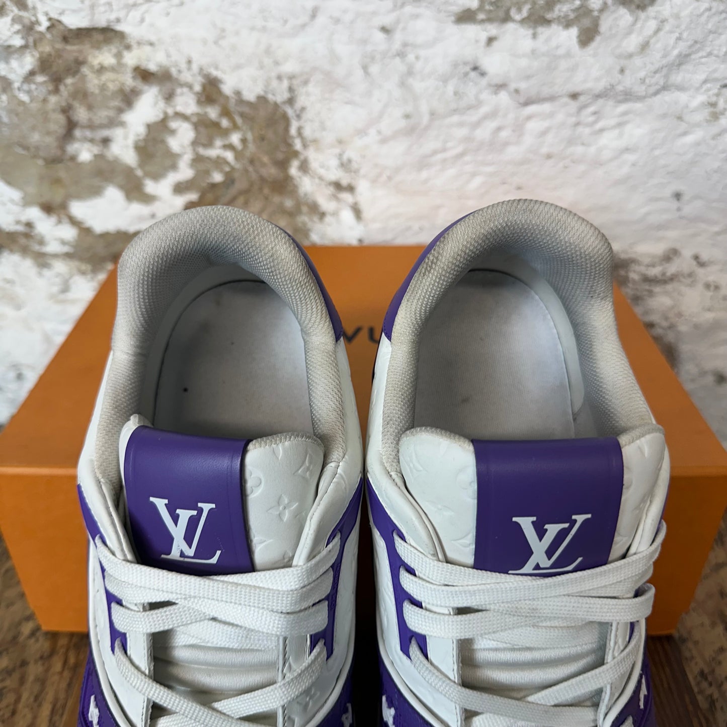 Louis Vuitton Purple White Trainer Sneaker Sz 10.5 (9LV)