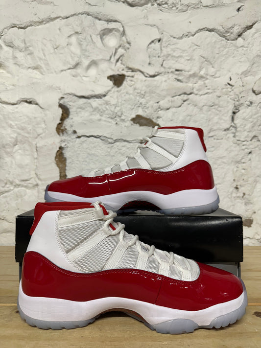 Air Jordan 11 High Cherry Sz 10.5