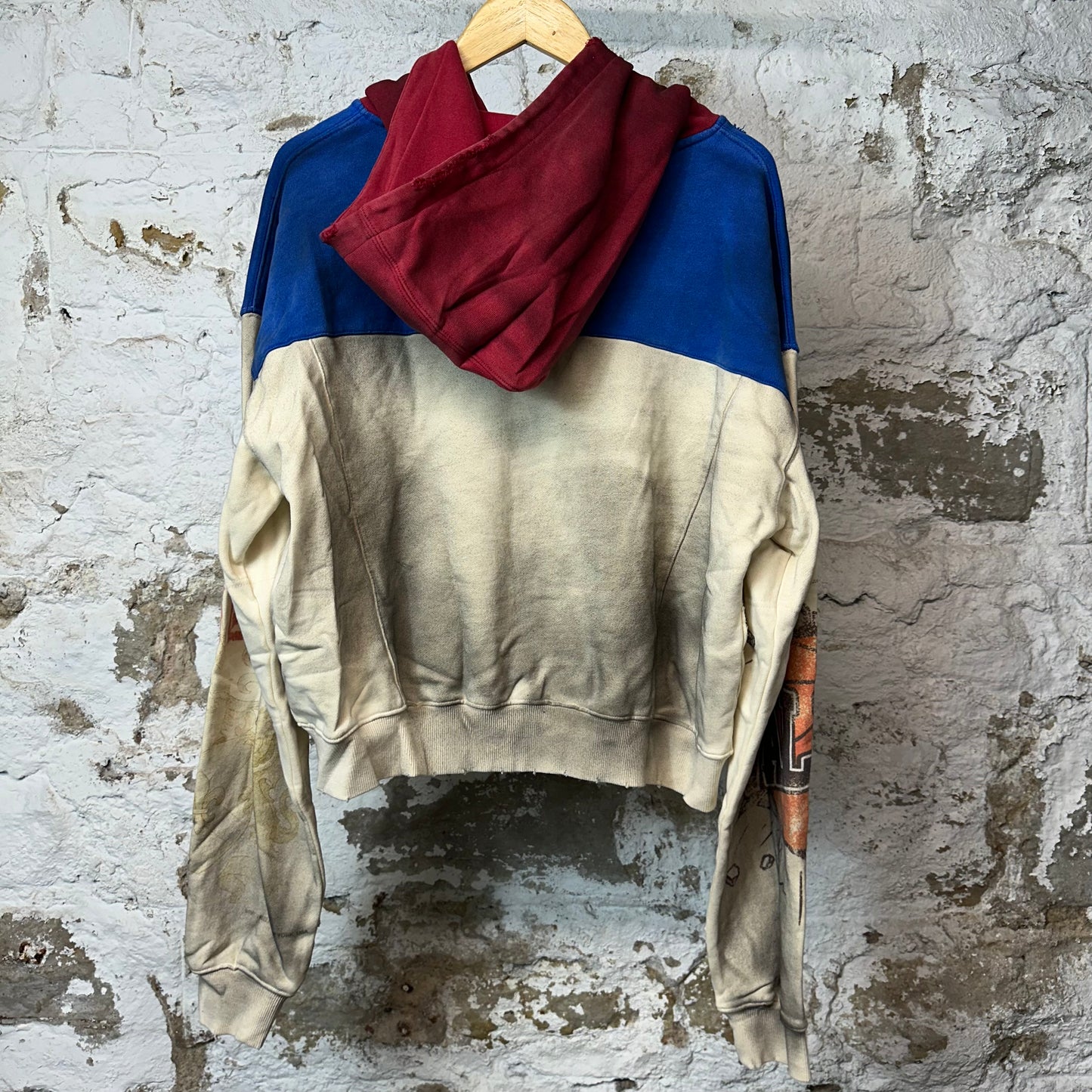 Vale Wonderland Zip Up Hoodie