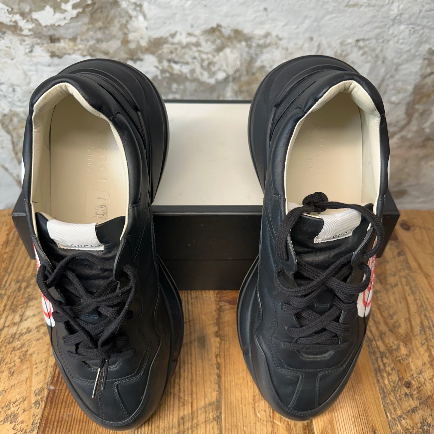 Gucci Rhyton White Red Logo Black Sneaker Sz 11