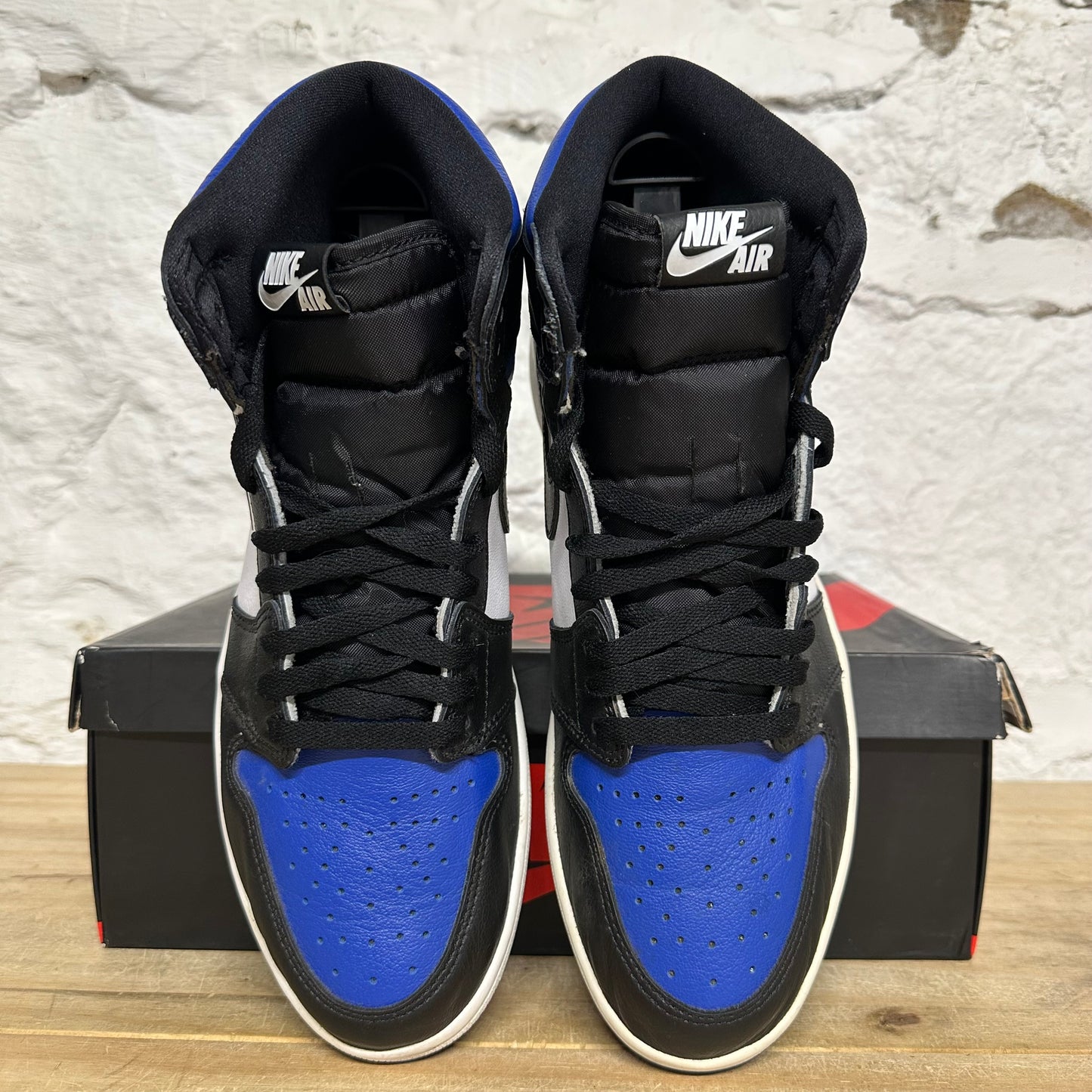 Air Jordan 1 High Royal Toe Sz 10.5