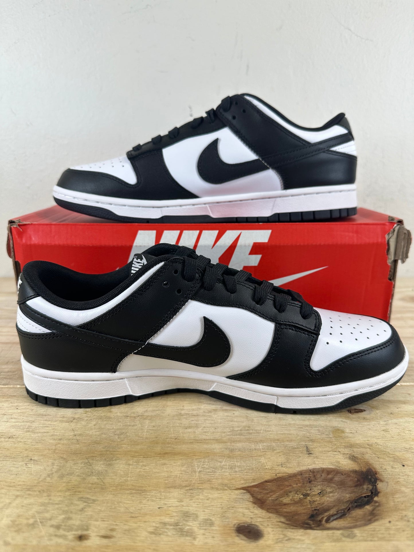 Nike Dunk Low Panda Sz 9.5 DS