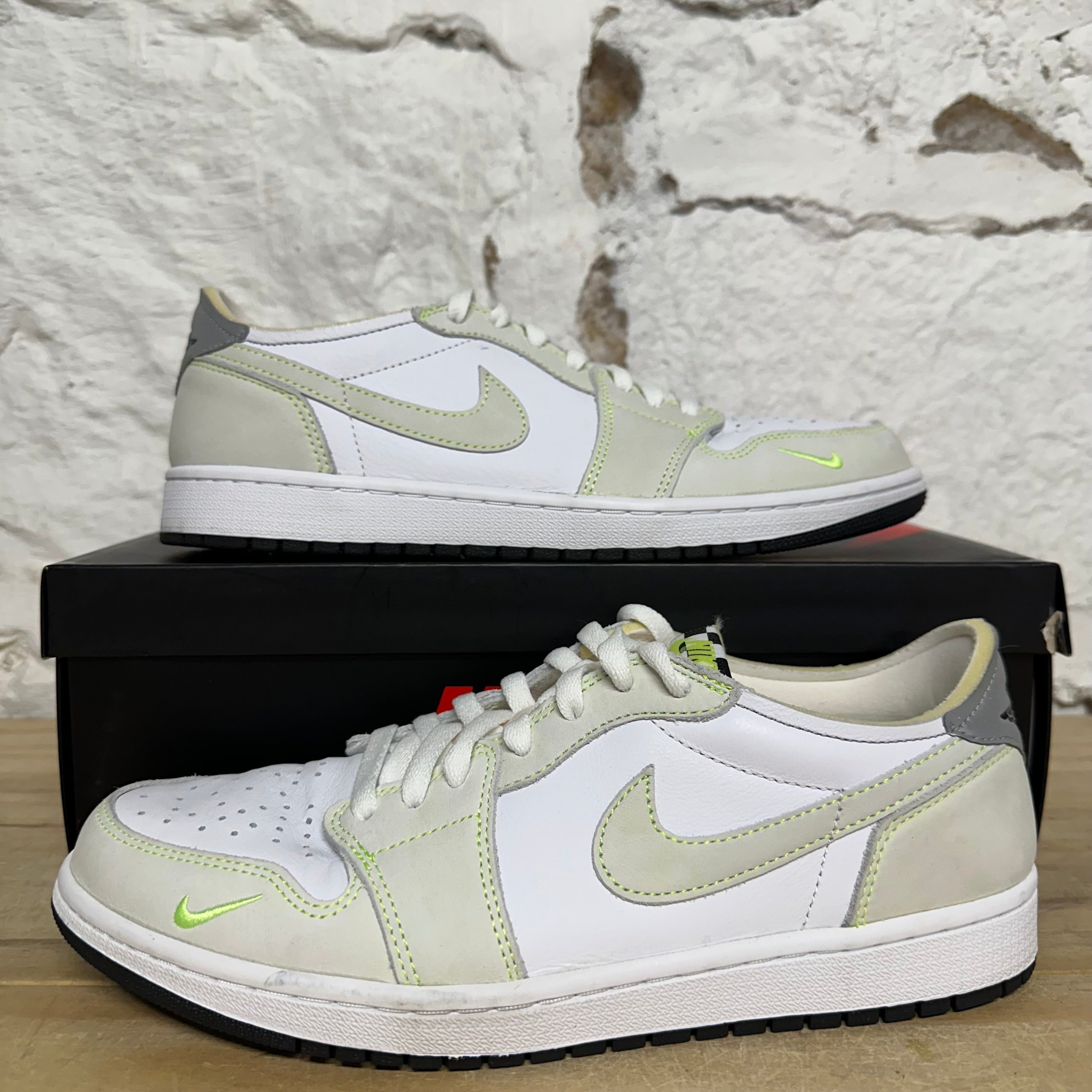 Air Jordan 1 Low Ghost Green Sz 10.5