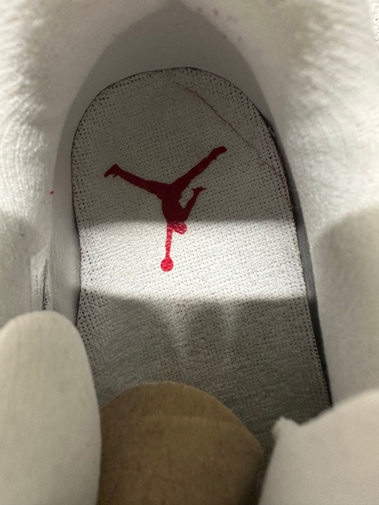 Air Jordan 11 Low Cherry Sz 8.5