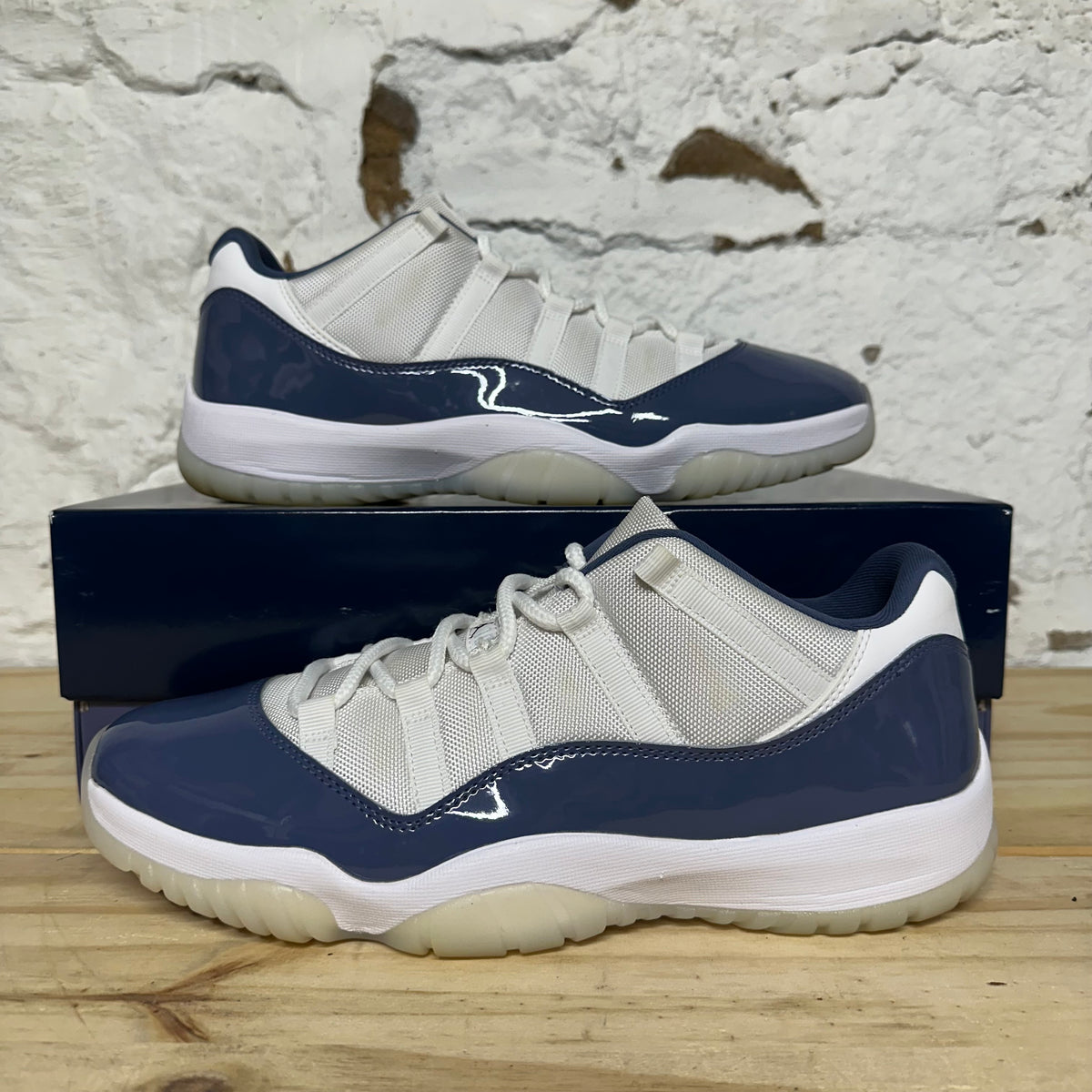 Air Jordan 11 Low Diffused Blue Sz 12.5