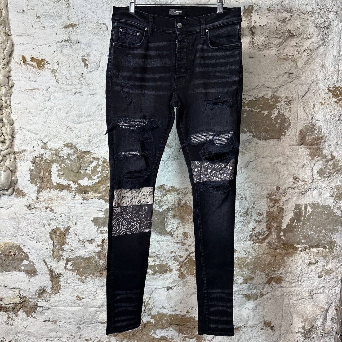 Amiri MX1 Grey Art Patch Black Denim Jeans Sz 32