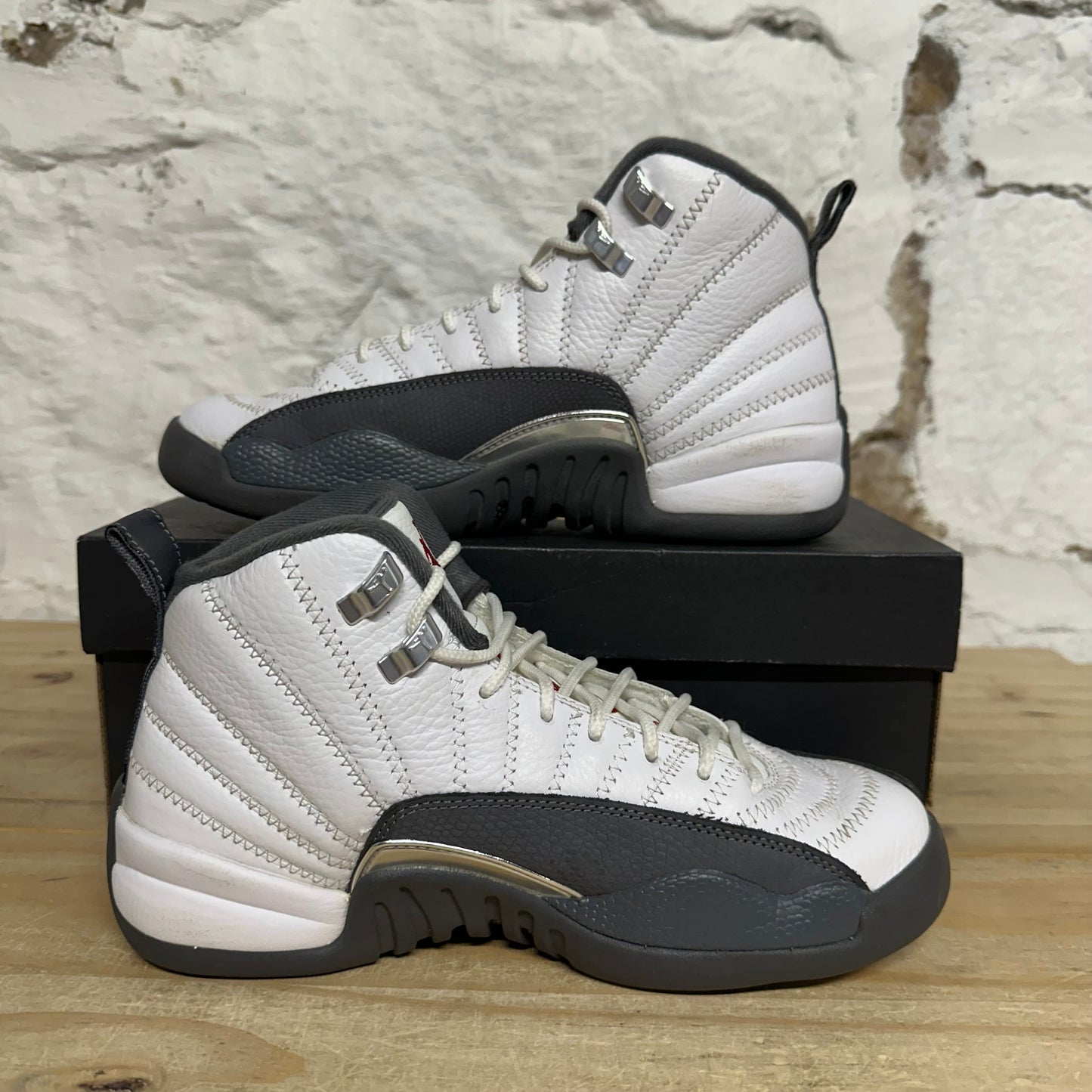 Air Jordan 12 Dark Grey Sz 6.5Y