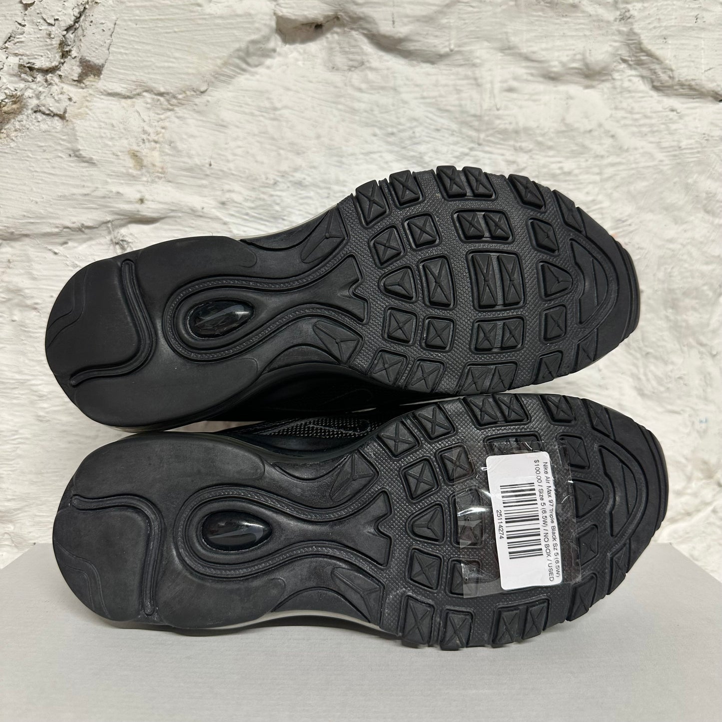 Nike Air Max 97 Triple Black Sz 5 (6.5W)