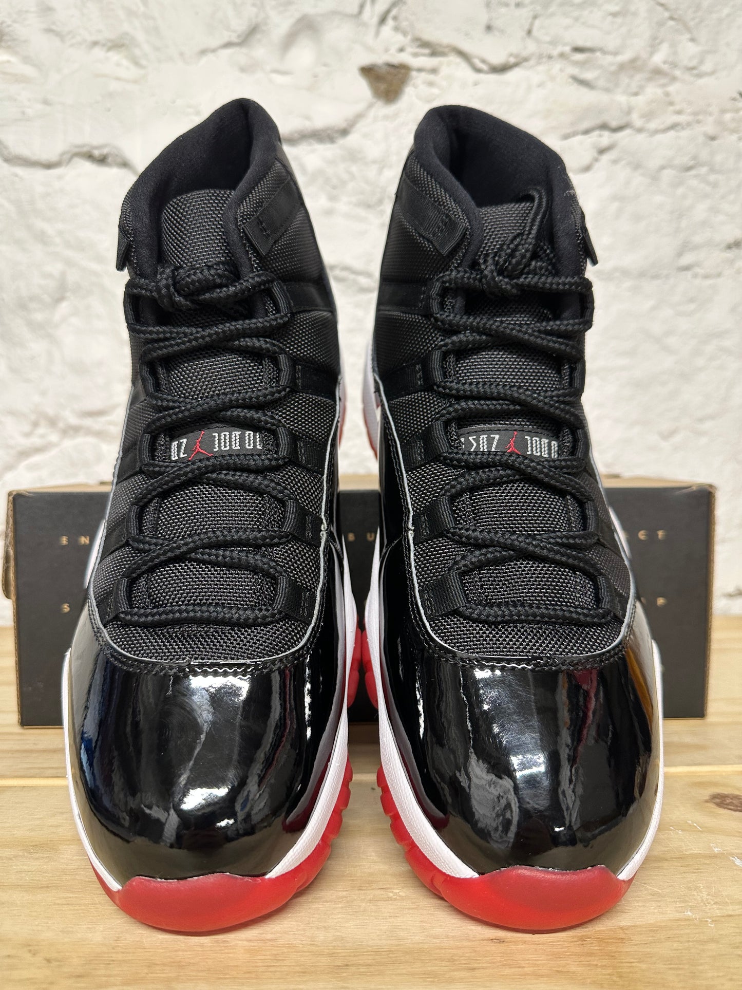 Air Jordan 11 High Bred (2019) Sz 11.5 DS