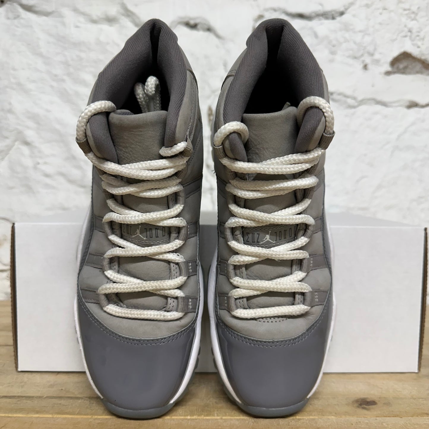 Air Jordan 11 High Cool Grey Sz 6Y