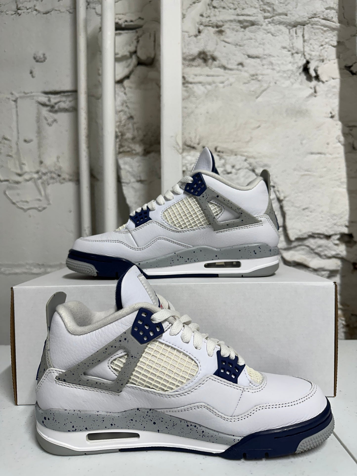 Air Jordan 4 Midnight Navy Sz 6