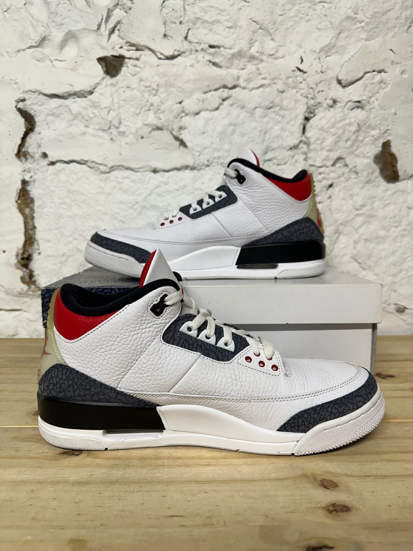 Air Jordan 3 Fire Red Denim Sz 12