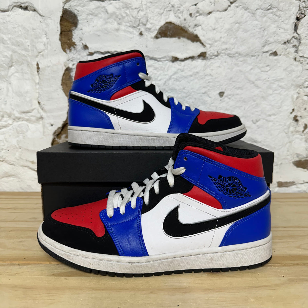Air Jordan 1 Mid Top 3 Sz 9
