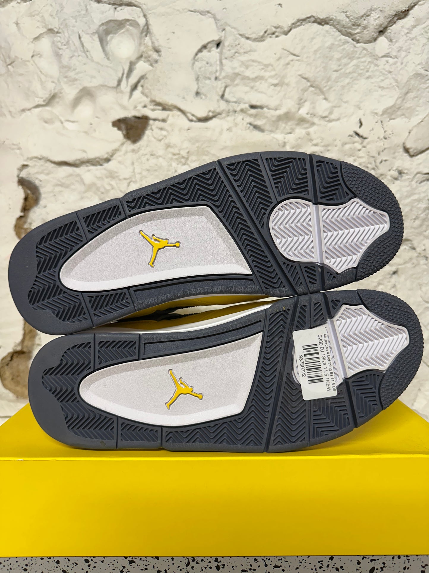 Air Jordan 4 Lightning Sz 11.5 DS