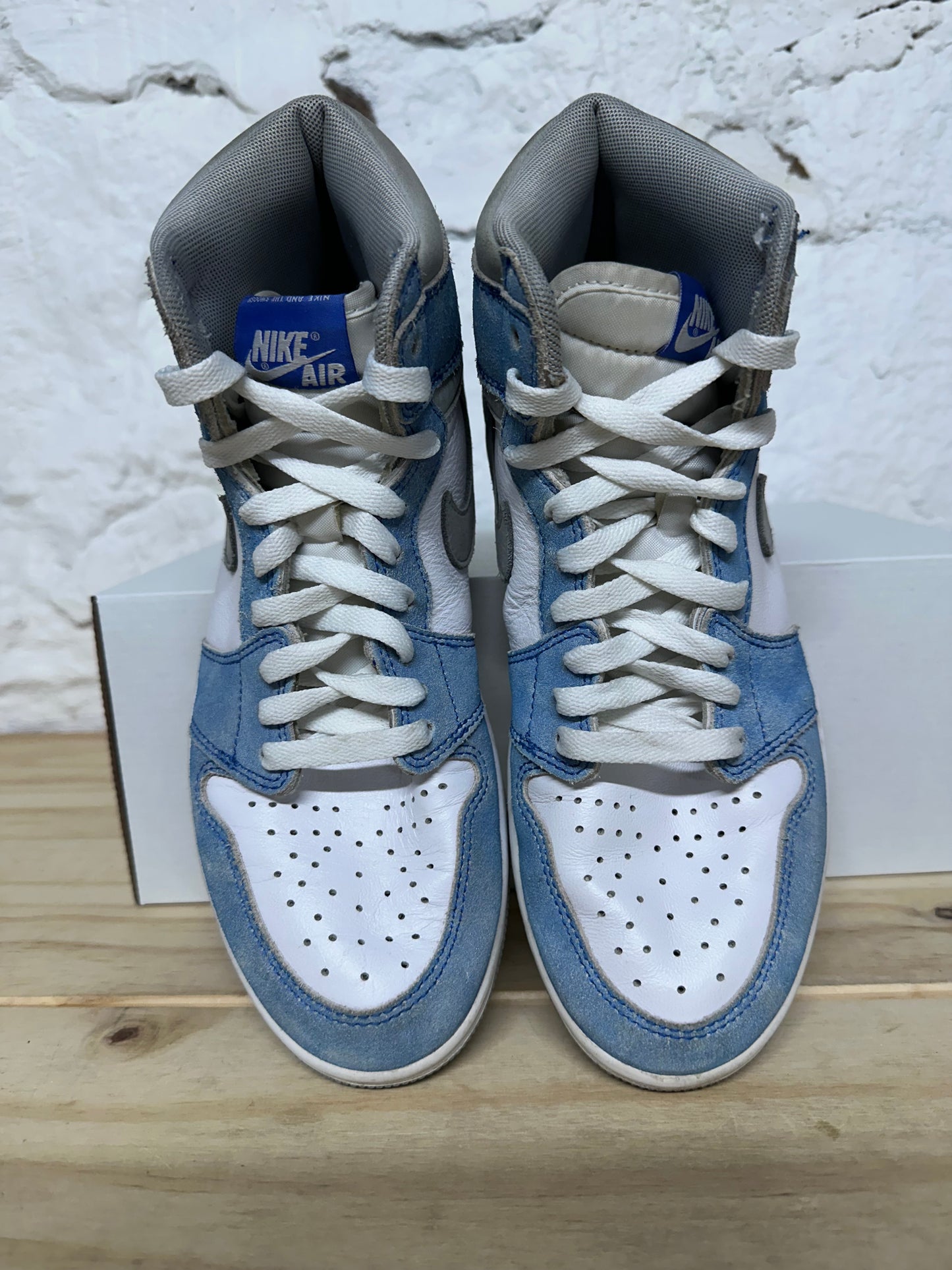 Air Jordan 1 High Hyper Royal Smoke Grey Sz 7