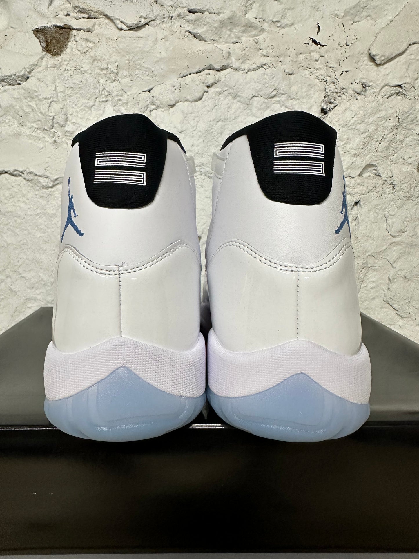Air Jordan 11 High Legend Blue Sz 11.5 DS