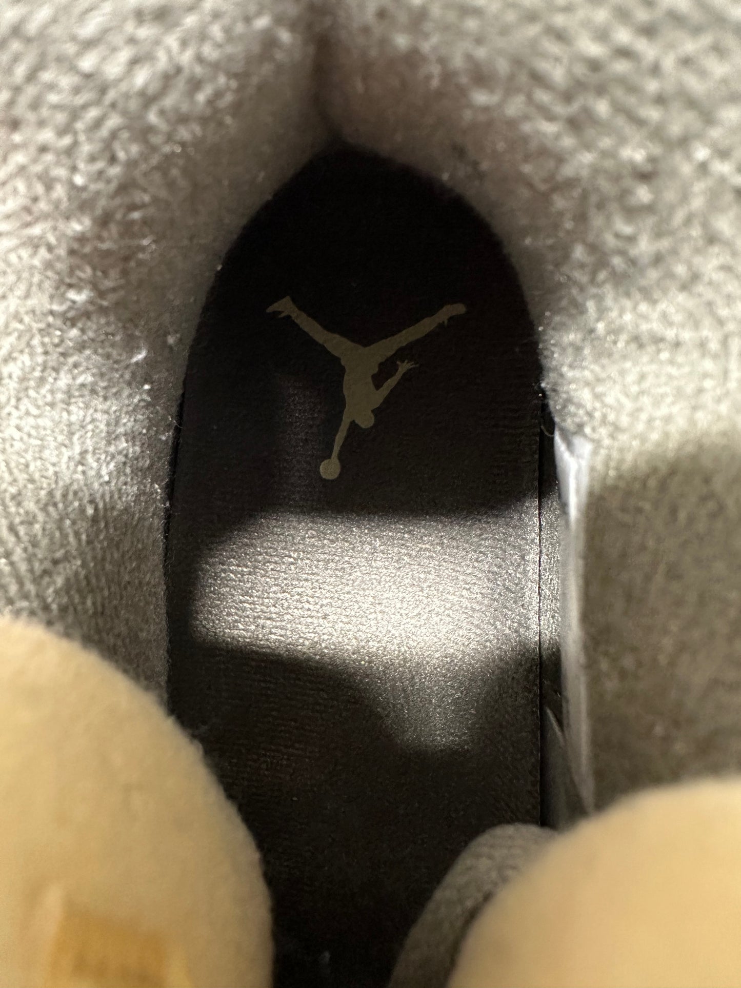 Air Jordan 4 Craft Sz 9
