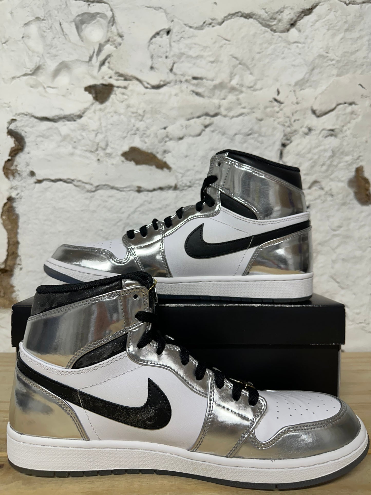 Air Jordan 1 High Kawhi Pass The Torch Sz 11 DS