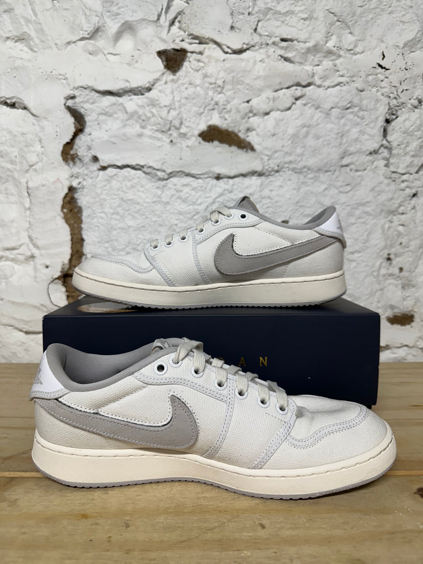 Air Jordan 1 Low AJKO Union White Canvas Sz 9.5