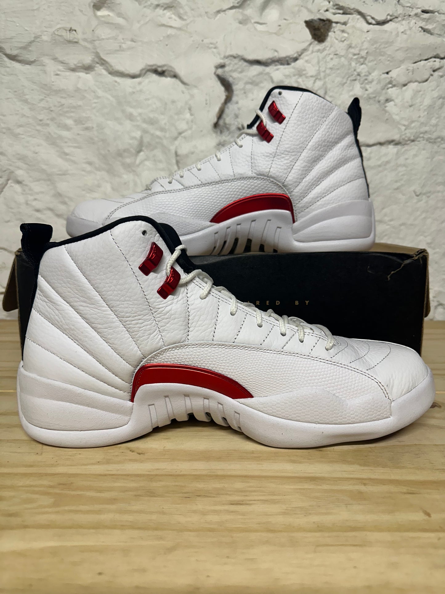 Air Jordan 12 Twist Sz 13