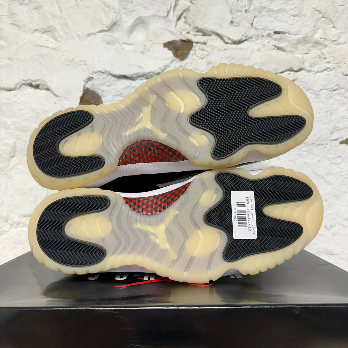 Air Jordan 11 Low 72-10 Sz 14