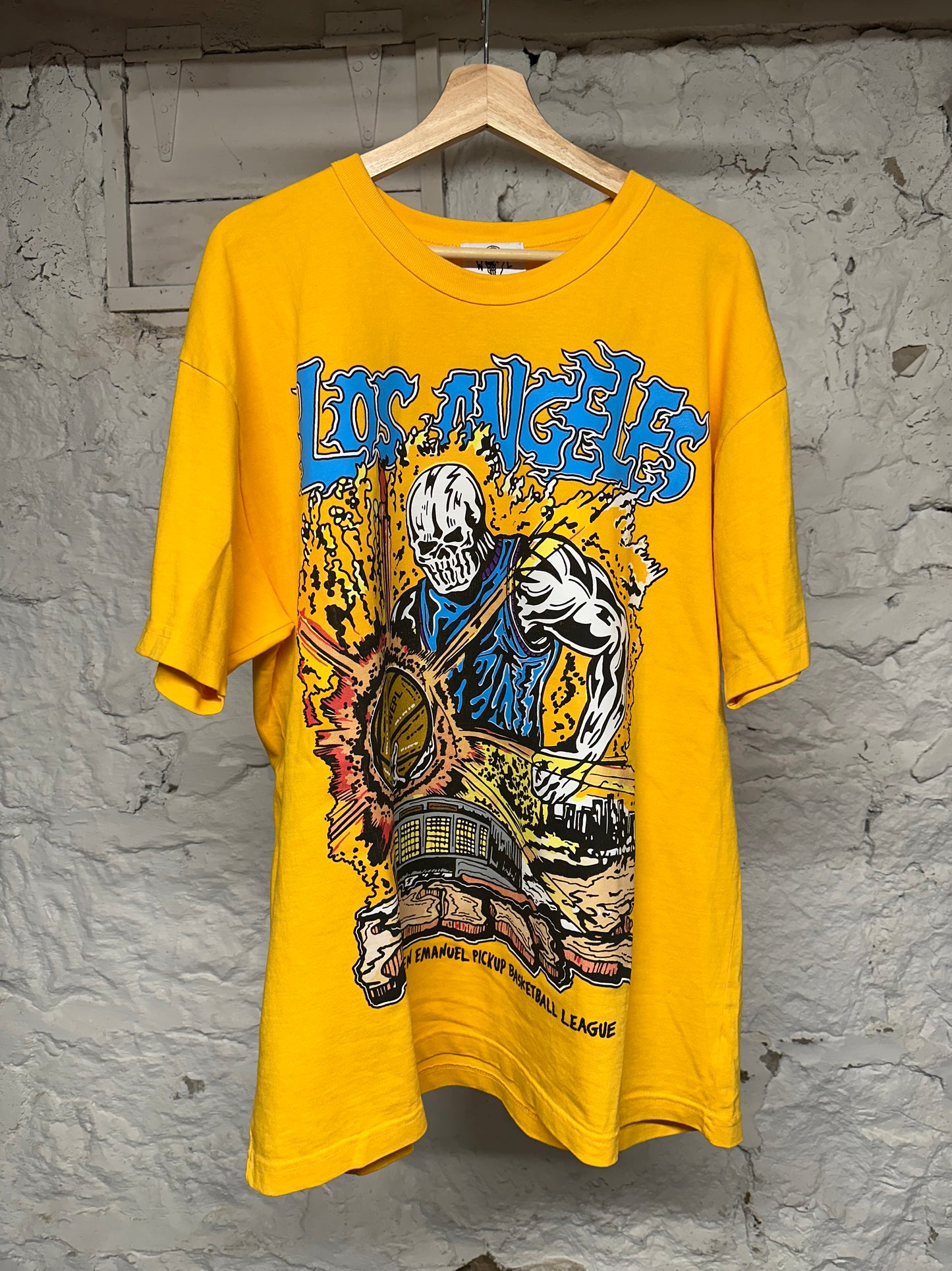 Warren Lotas Eric Emanuel Basketball Yellow T-Shirt Sz XL